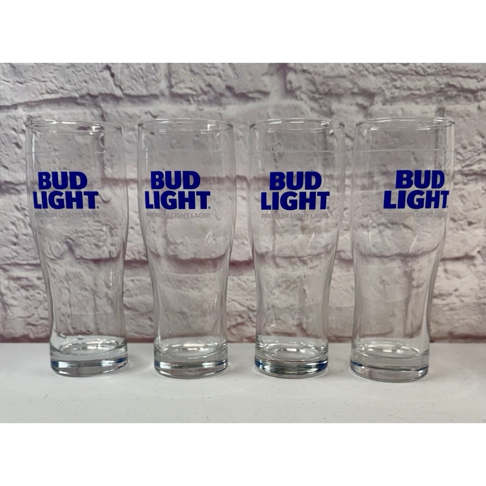 Bud Light Premium Lager Lot Of 4 Set 22 oz Glass Pint *BRAND NEW*